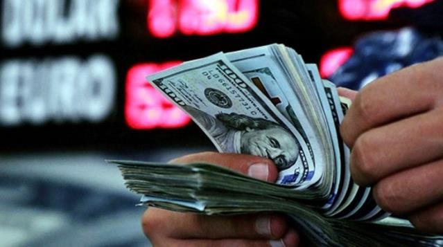  Dolar zirveyi gördü! Tüm zamanların en yüksek seviyesine çıktı