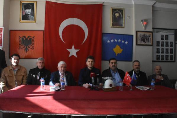 KOSOVA RUMELİ DERNEĞİ: KOSOVA HÜKÜMETİNİN YANINDAYIZ