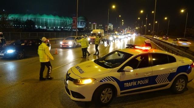 Hafta sonu sokağa çıkma kısıtlaması 22 Nisan Perşembe günü başlayacak