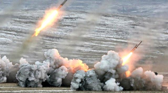 Irak'ın başkenti Bağdat'ta ABD Büyükelçiliği'ne yönelik roketli saldırı yapıldı