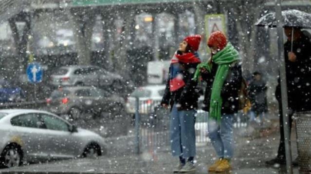 Meteoroloji yeni raporu yayımladı! Beklenen kar geldi