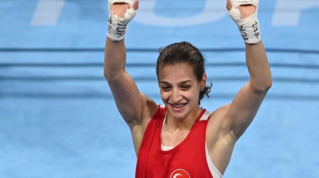 Olimpiyatlarda tarihi başarı! Tokyo 2020'de Buse Naz Çakıroğlu'nun ardından Buse Naz Sürmeneli de finalde