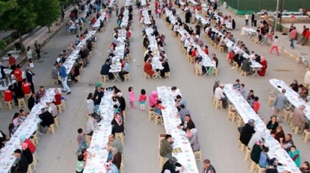  Ramazan ayında toplu iftar ve sahurlar koronavirüs tedbirleri kapsamında yasaklandı