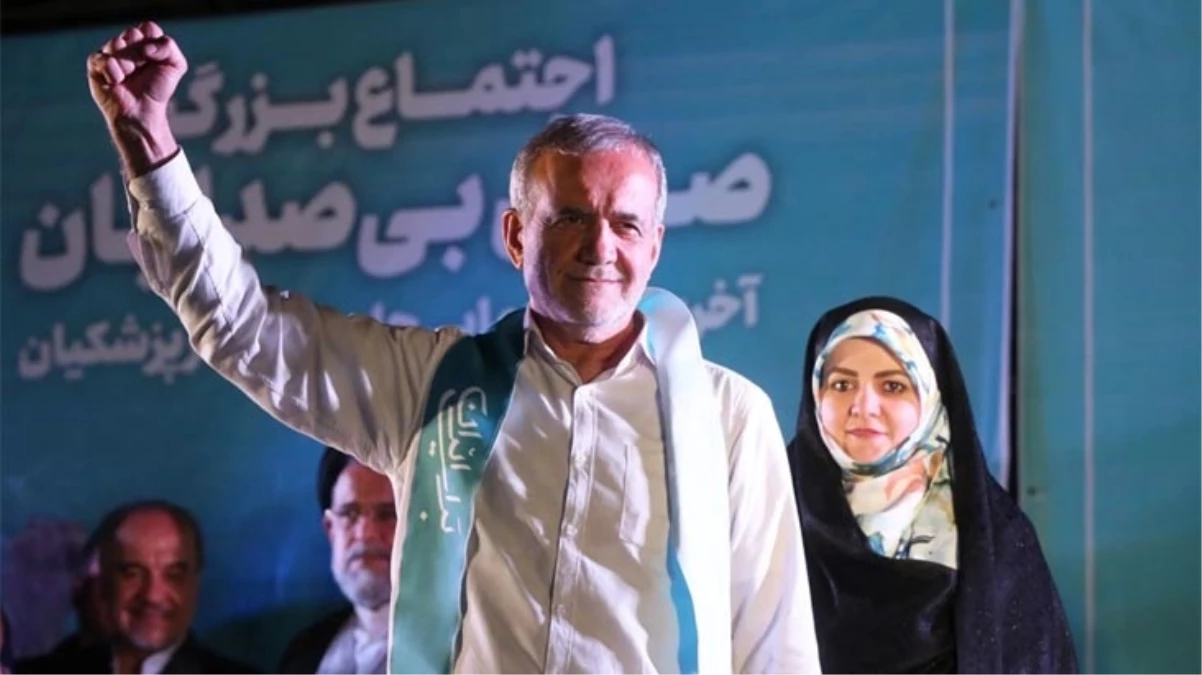 Türk kökenli lider, İran'ın 9'uncu Cumhurbaşkanı seçildi
