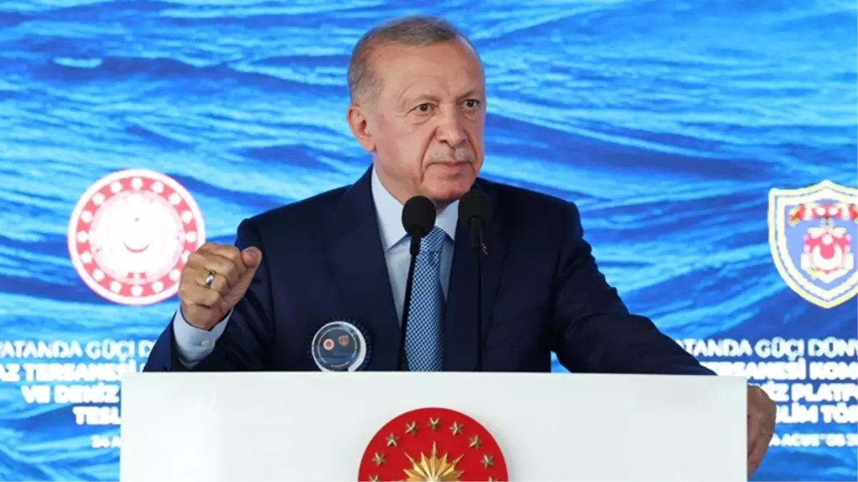 Türkiye'nin yeni denizaltısı ''Pirireis'' göreve başladı
