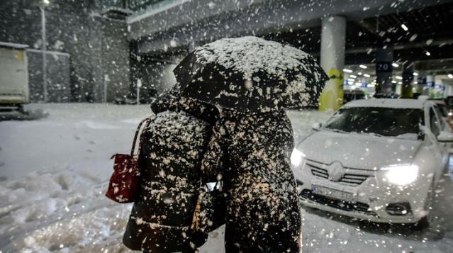 Türkiye resmen buz kesecek! Meteoroloji o bölgeleri uyardı: Buzlanma ve dona dikkat!