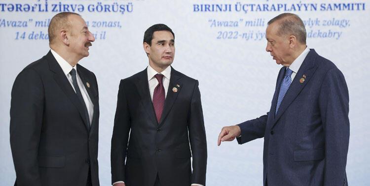 Türkmen gazı için 3'lü zirve! Cumhurbaşkanı Erdoğan'dan vizelerin kaldırılması sinyali