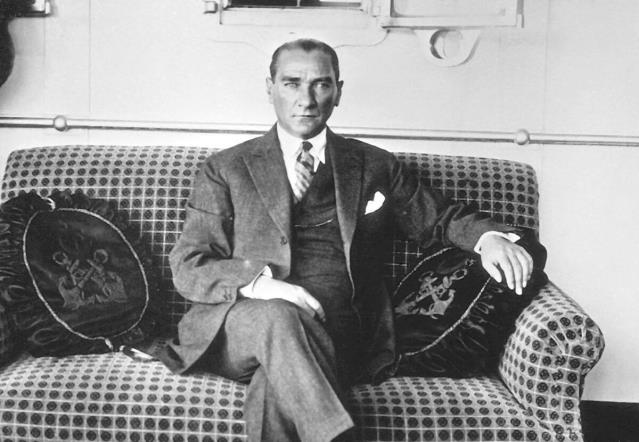 Ulu Önder Mustafa Kemal Atatürk'ü aramızdan ayrılışının 84. yıl dönümünde sevgi, saygı ve minnetle anıyoruz