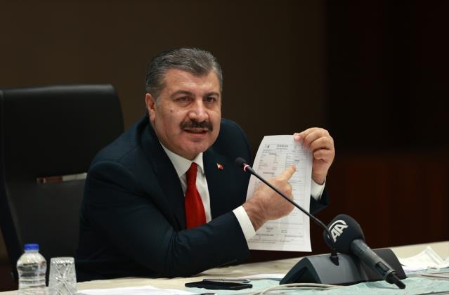 Vakalar 5 bine düştü, Bakan Koca gece yarısı tweet attı! Tam açılma mesajı gibi sözler